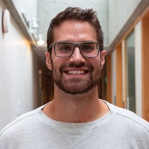 Meet your Posher, Cameron